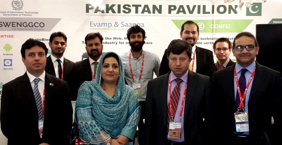 group photo with chairman pta